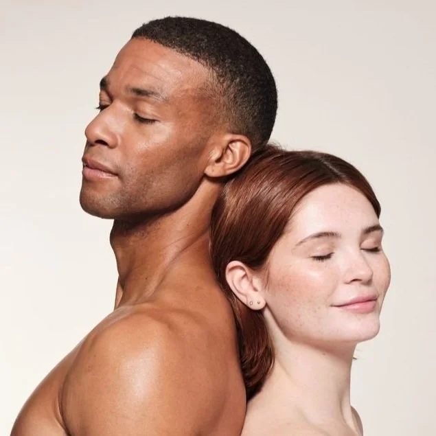 Man and women sharing the experience of using DERMAGLOVE's Unisex FaceFood